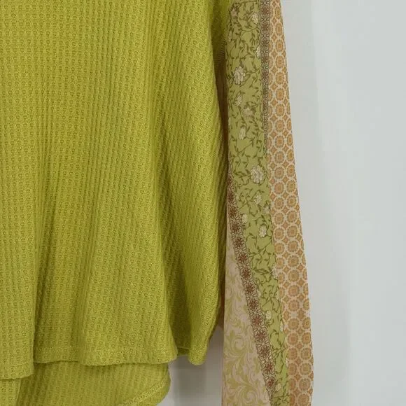 Blu Pepper Yellow Embroidered Blouse Long Sleeve  Size Large - Picture 3 of 8